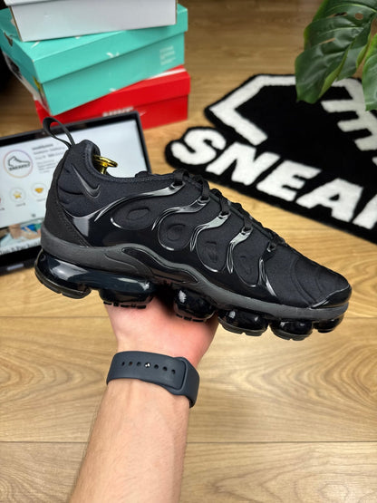 Nike Air Vapormax Plus (42)