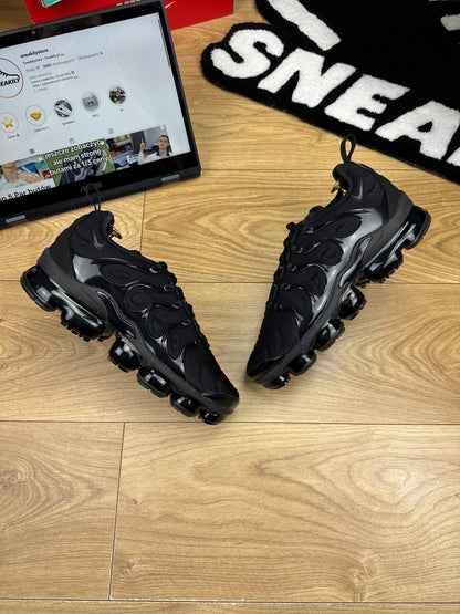 Nike Air Vapormax Plus (42)
