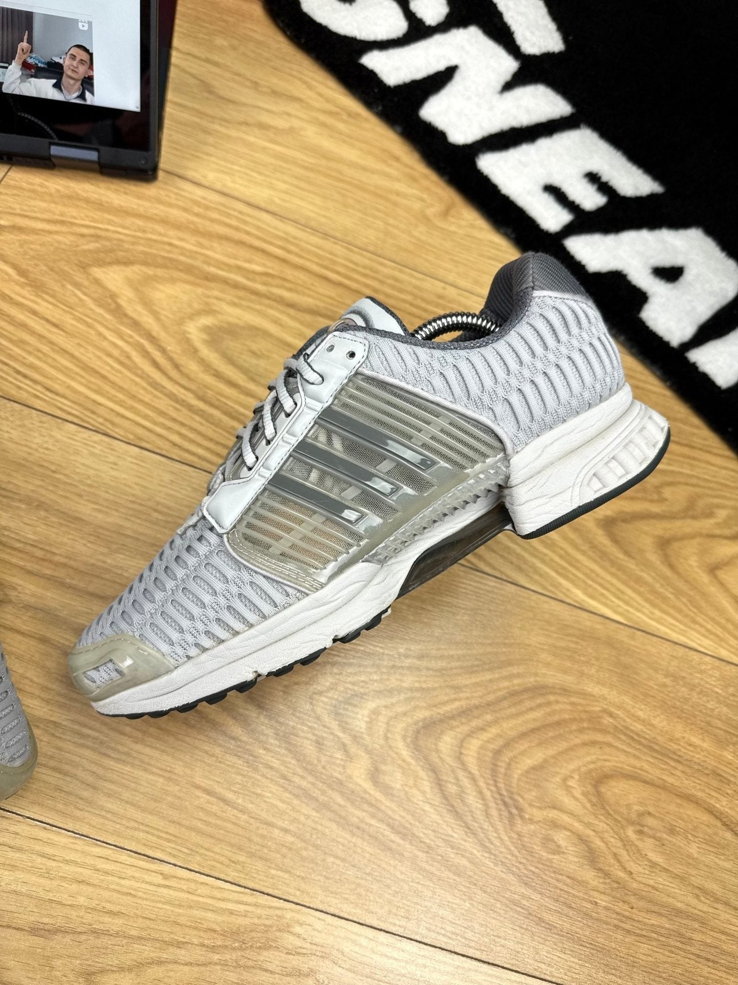Adidas Climacool 1 “Grey Two / Grey Three / Grey Five” Grey Two — buty sportowe męskie w bardzo dobrym stanie rozmiar 42, zewnętrzny panel lewego buta
