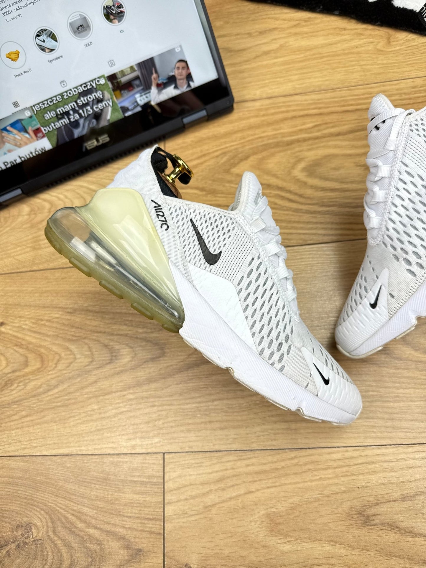 Nike Air Max 270 (40.5)