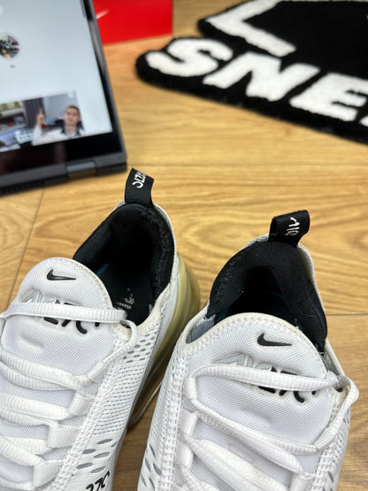 Nike Air Max 270 (40.5)