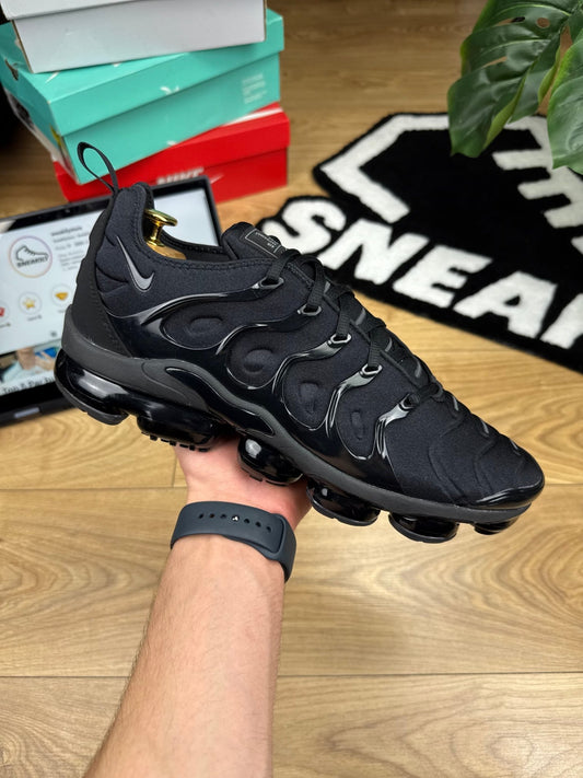 Nike Air Vapormax Plus (46)