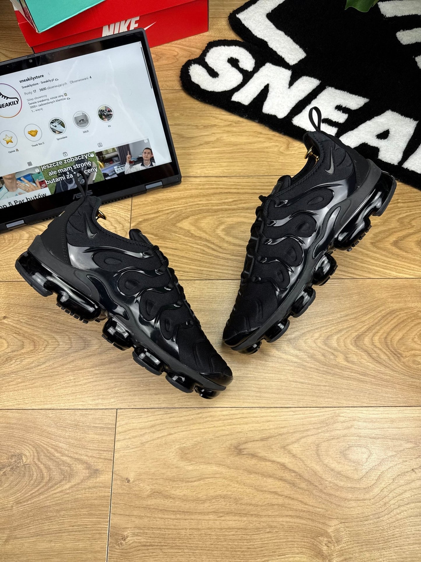 Nike Air Vapormax Plus (46)