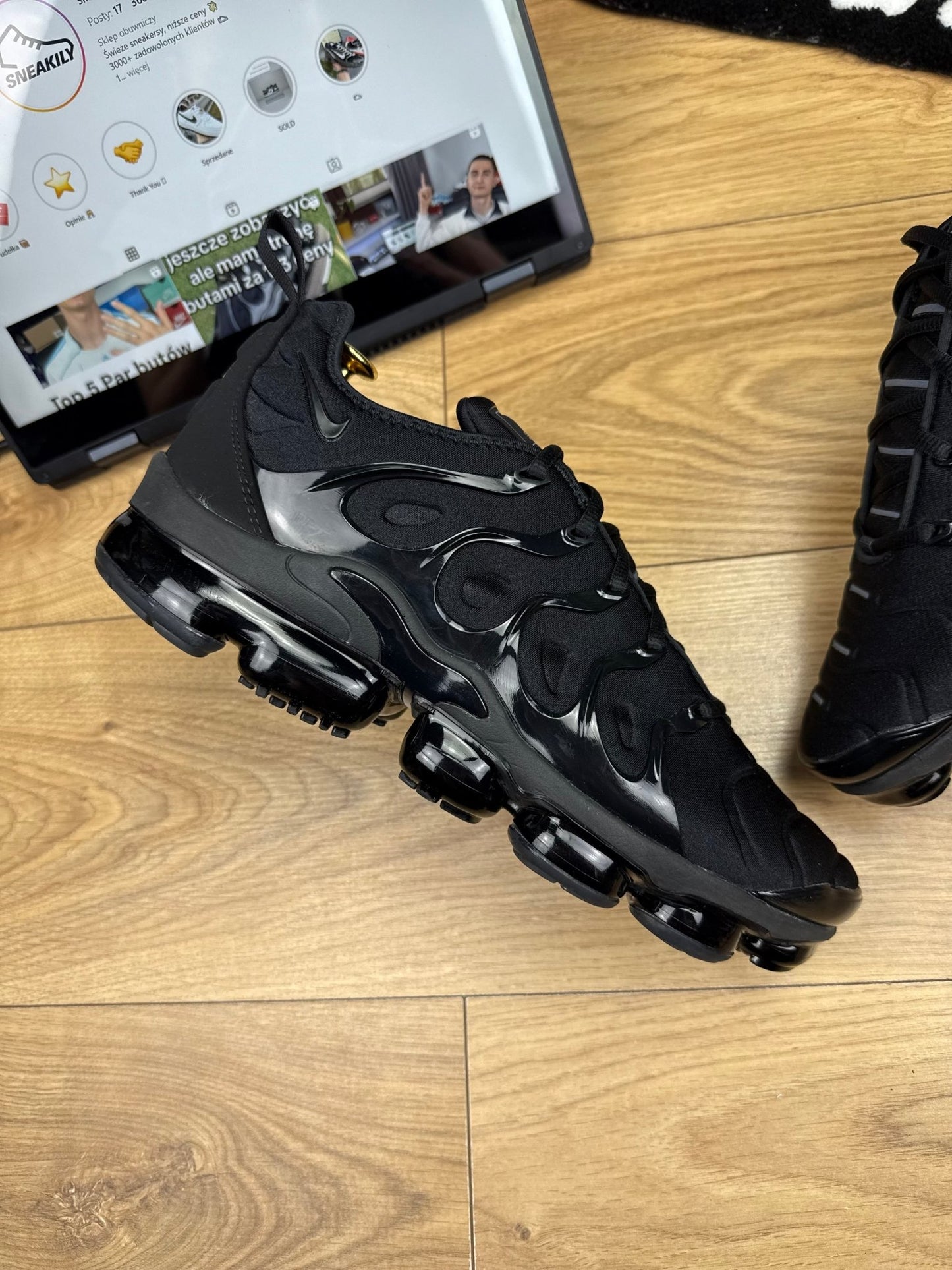 Nike Air Vapormax Plus (46)