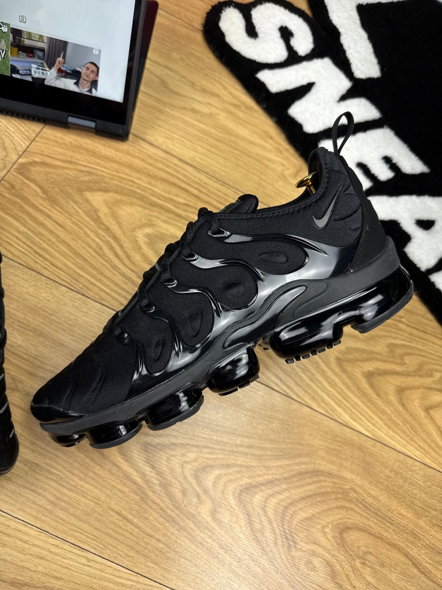 Nike Air Vapormax Plus (46)