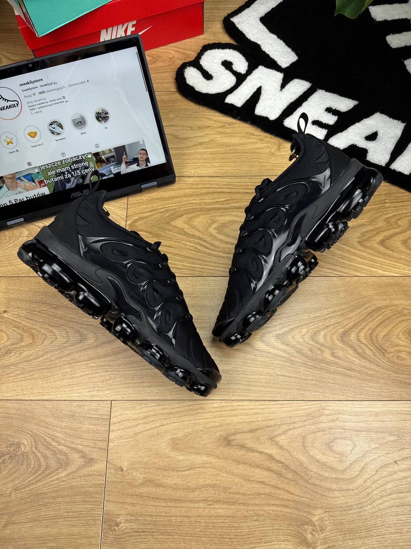 Nike Air Vapormax Plus (46)