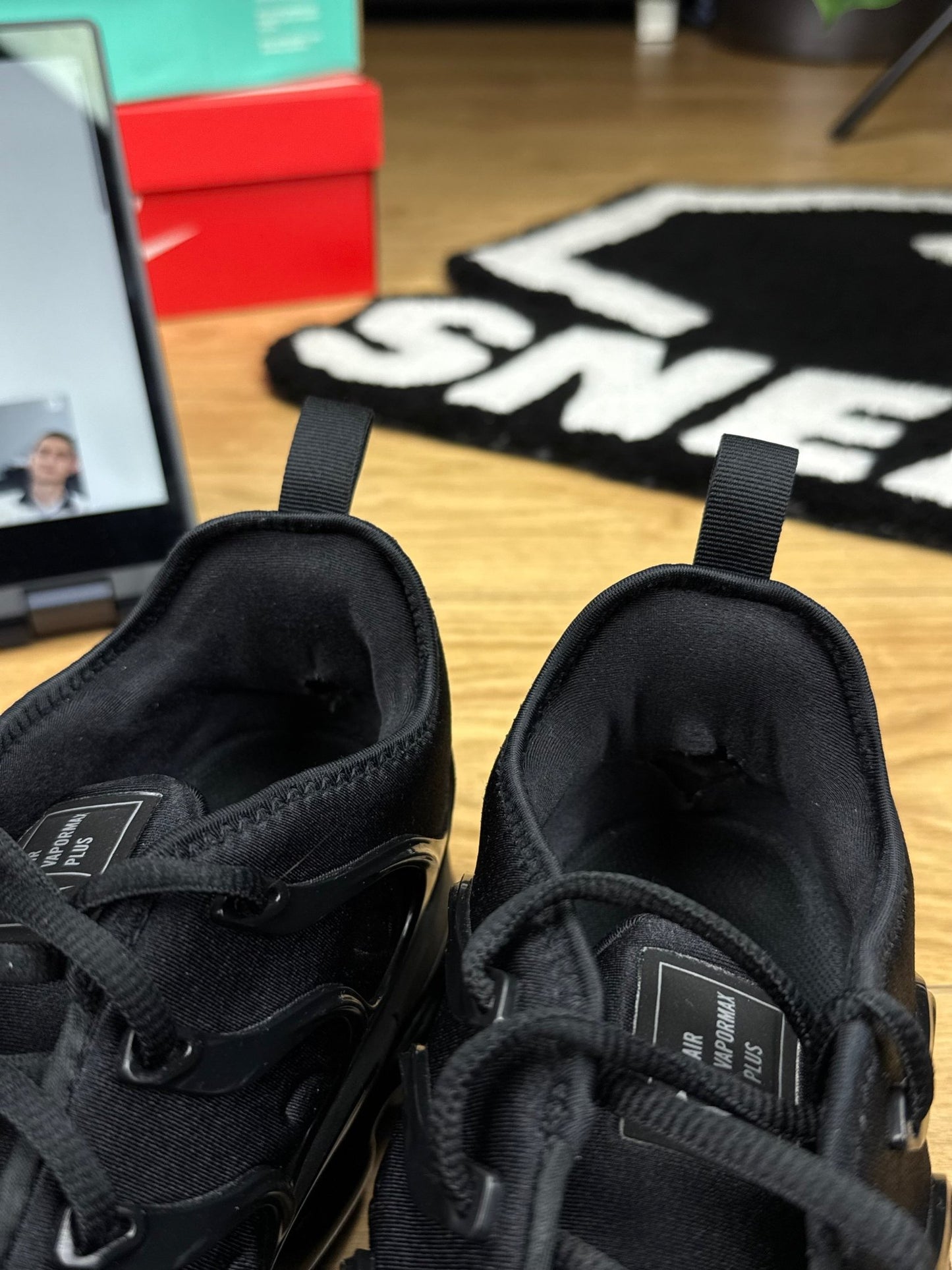 Nike Air Vapormax Plus (46)