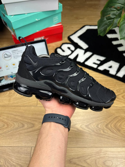 Nike Air Vapormax Plus (42)