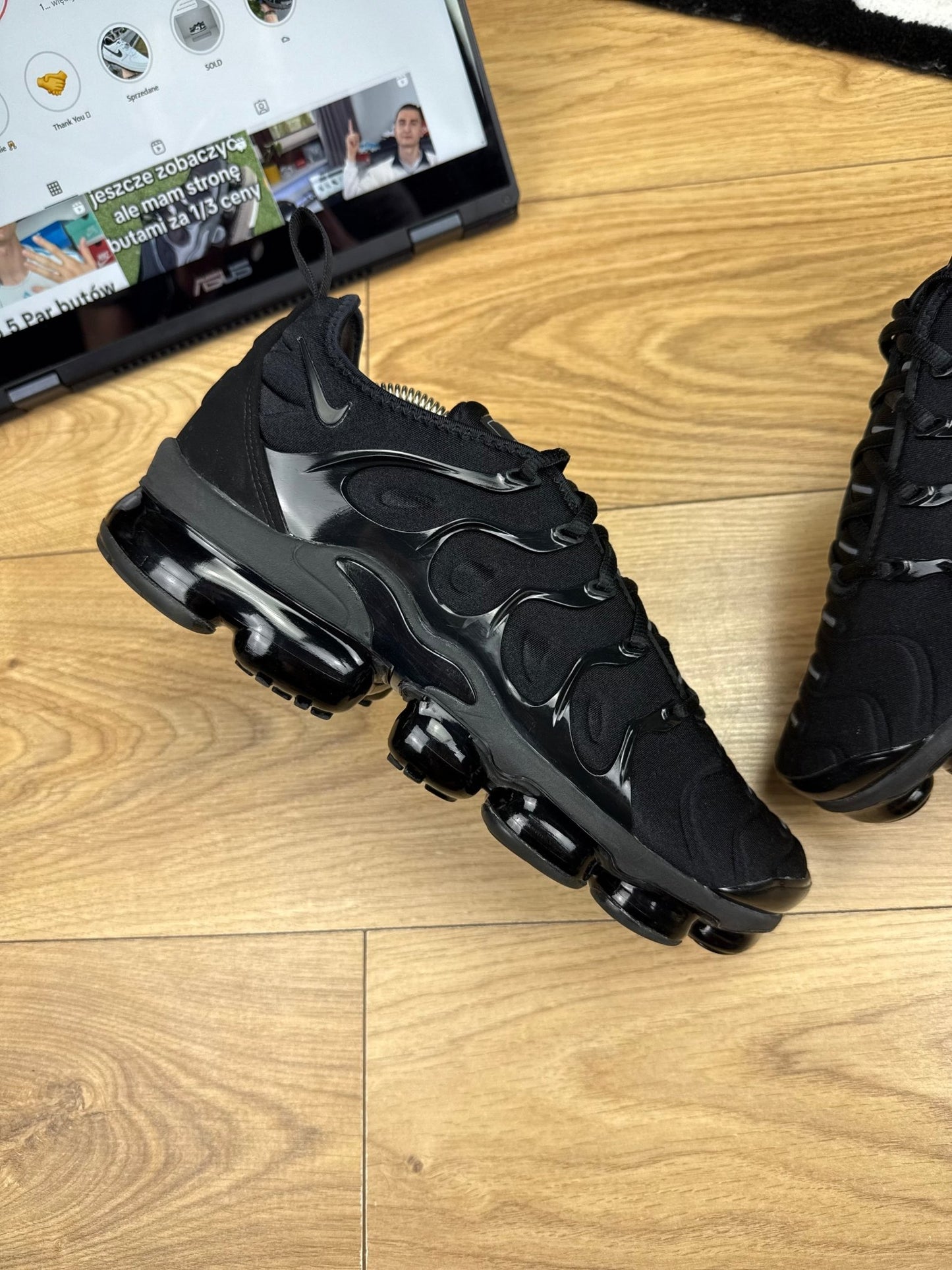 Nike Air Vapormax Plus (42)