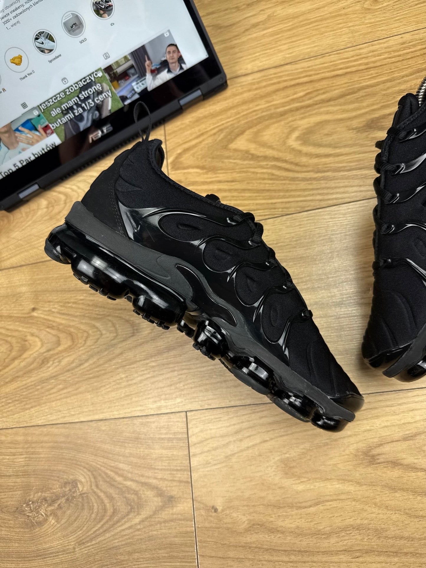 Nike Air Vapormax Plus (42)