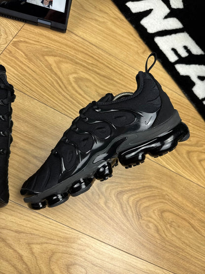 Nike Air Vapormax Plus (42)