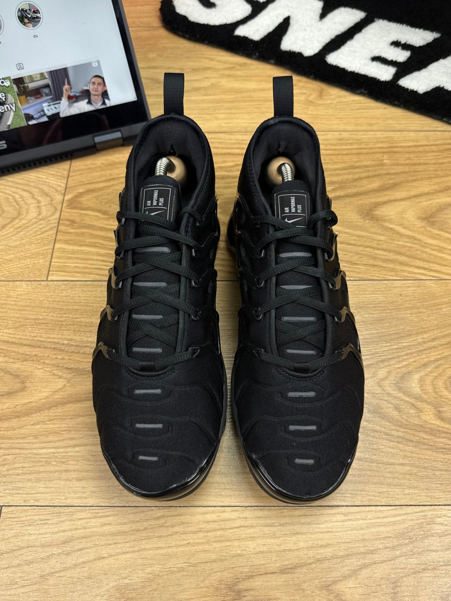 Nike Air Vapormax Plus (42)