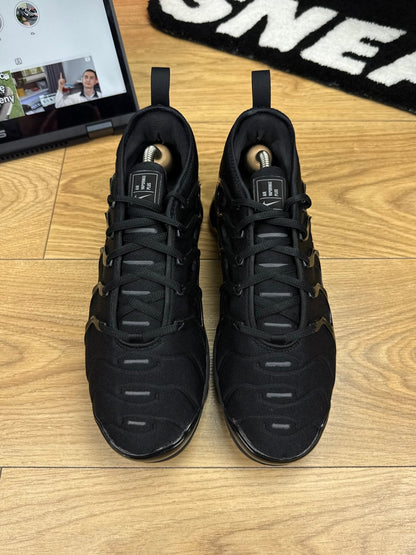 Nike Air Vapormax Plus (42)