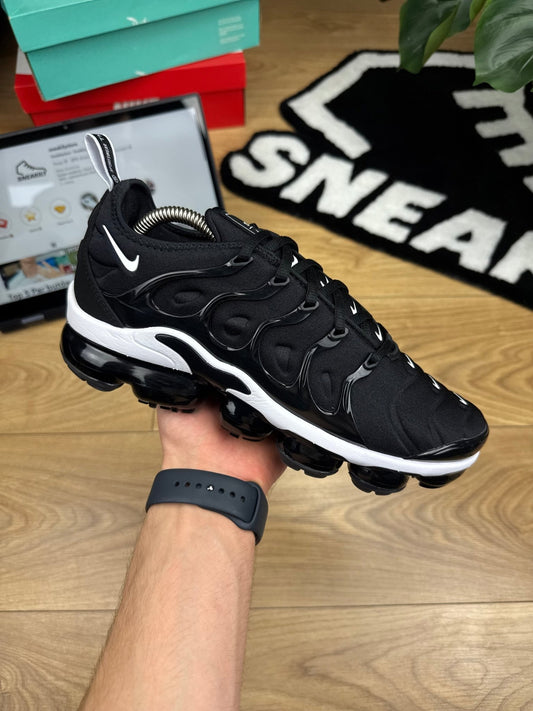 Nike Air Vapormax Plus (41)