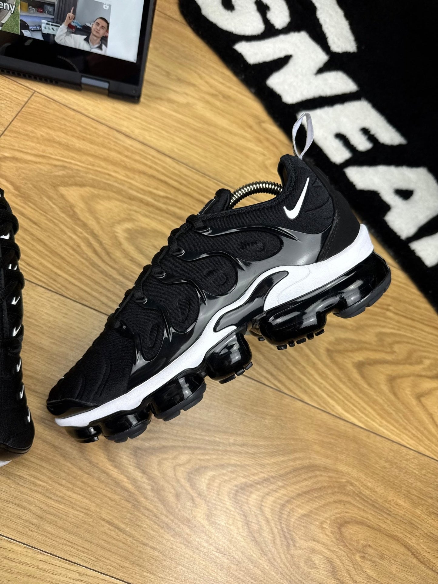 Nike Air Vapormax Plus (41)