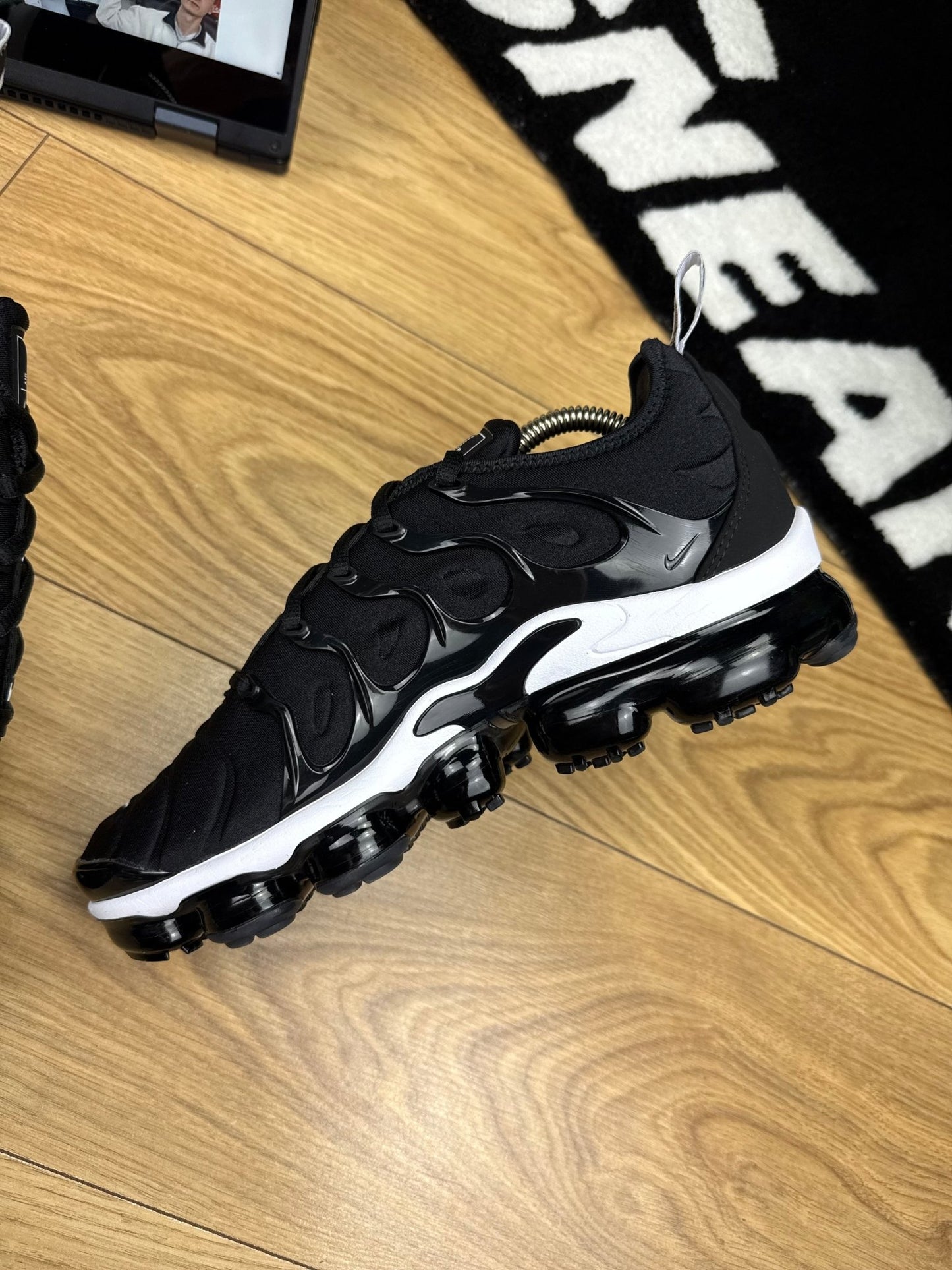 Nike Air Vapormax Plus (41)