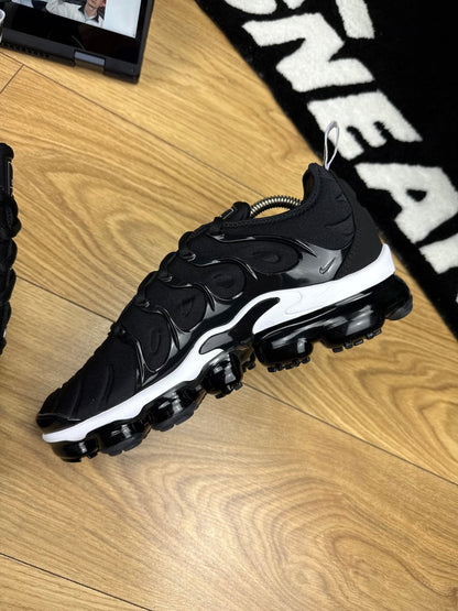 Nike Air Vapormax Plus (41)
