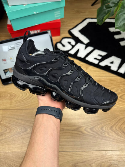 Nike Air Vapormax Plus (45) - sneakilystore
