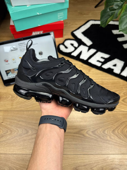 Nike Air Vapormax Plus (45) - sneakilystore