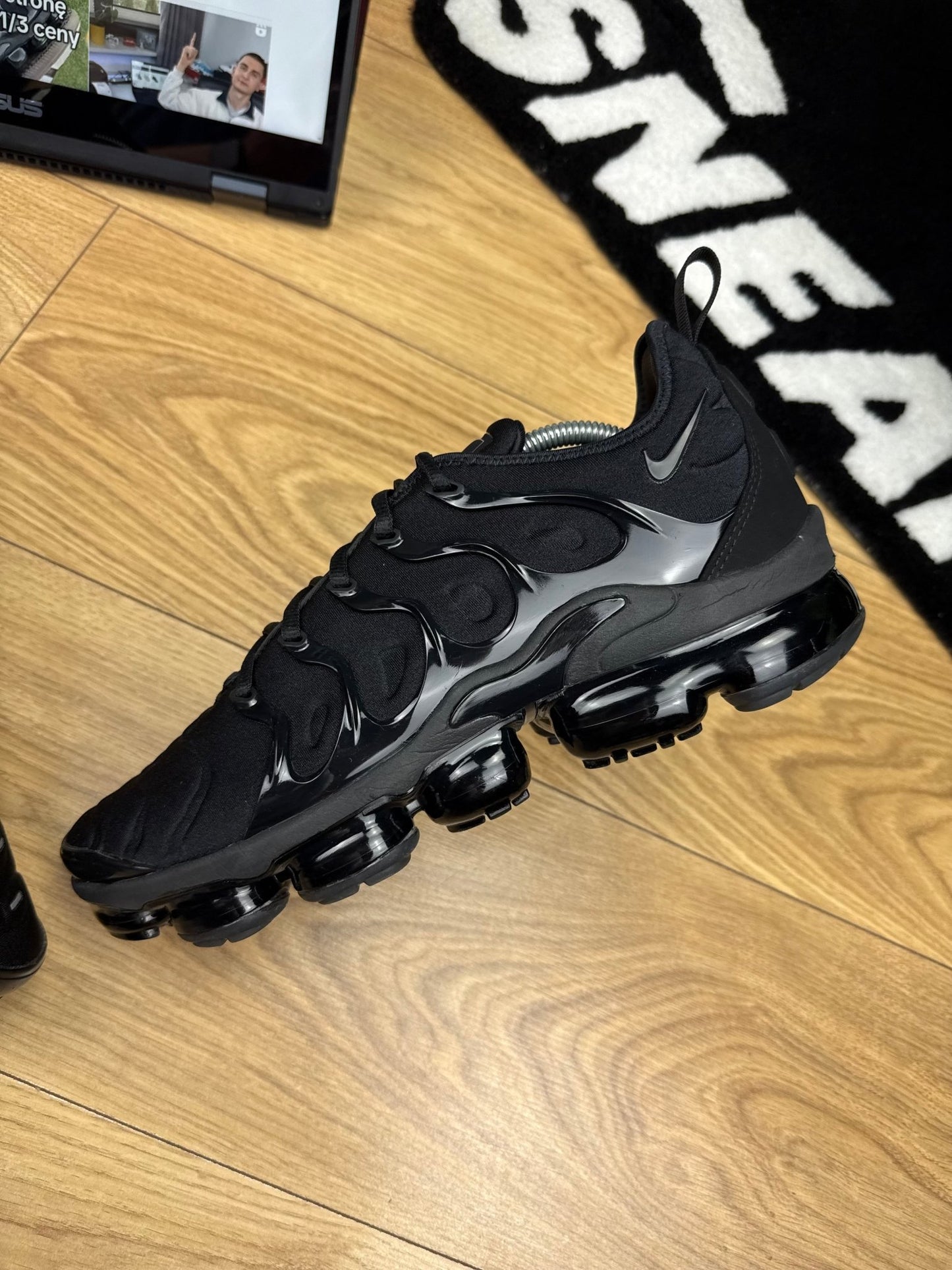 Nike Air Vapormax Plus (45) - sneakilystore