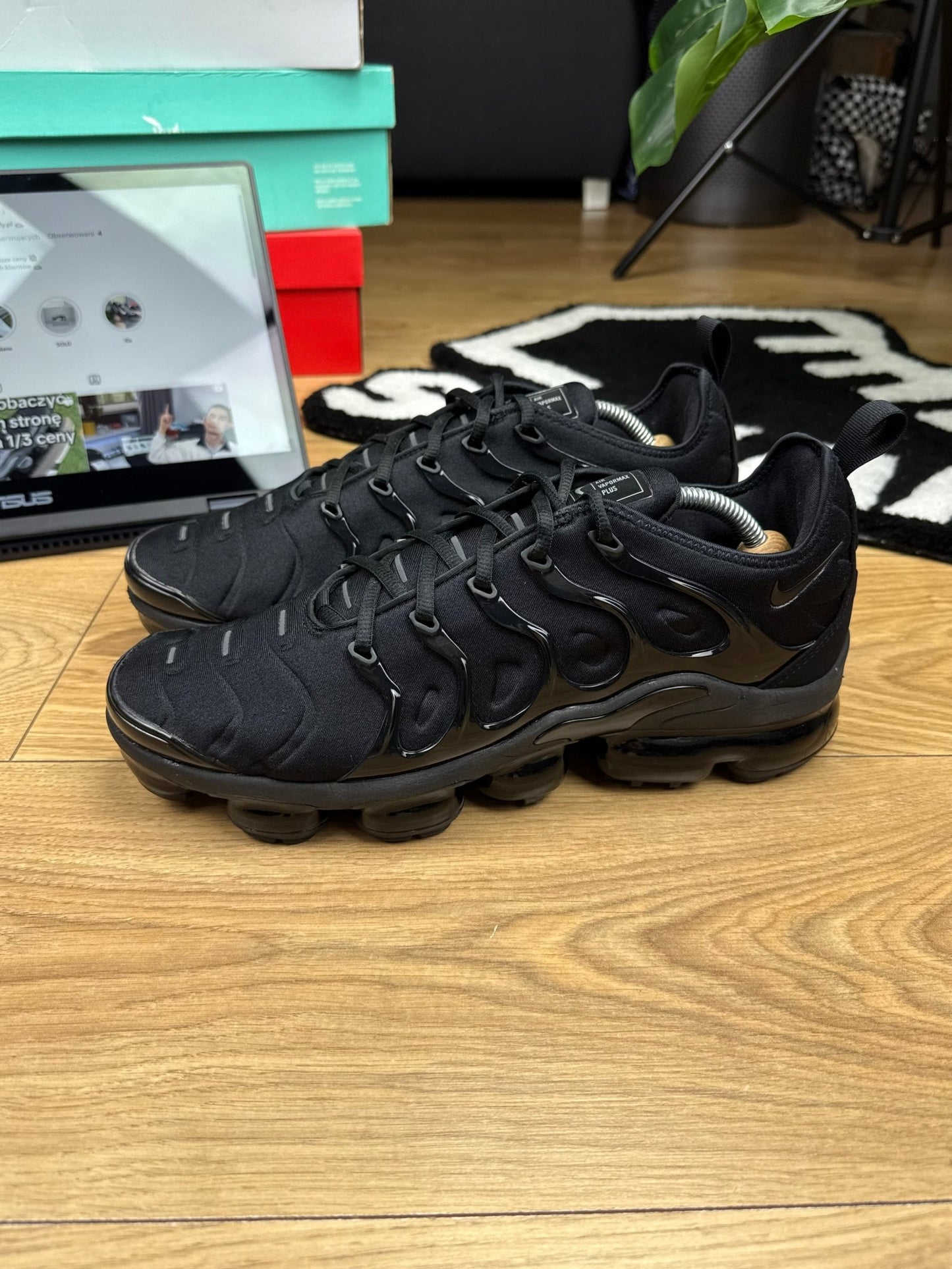 Nike Air Vapormax Plus (45) - sneakilystore
