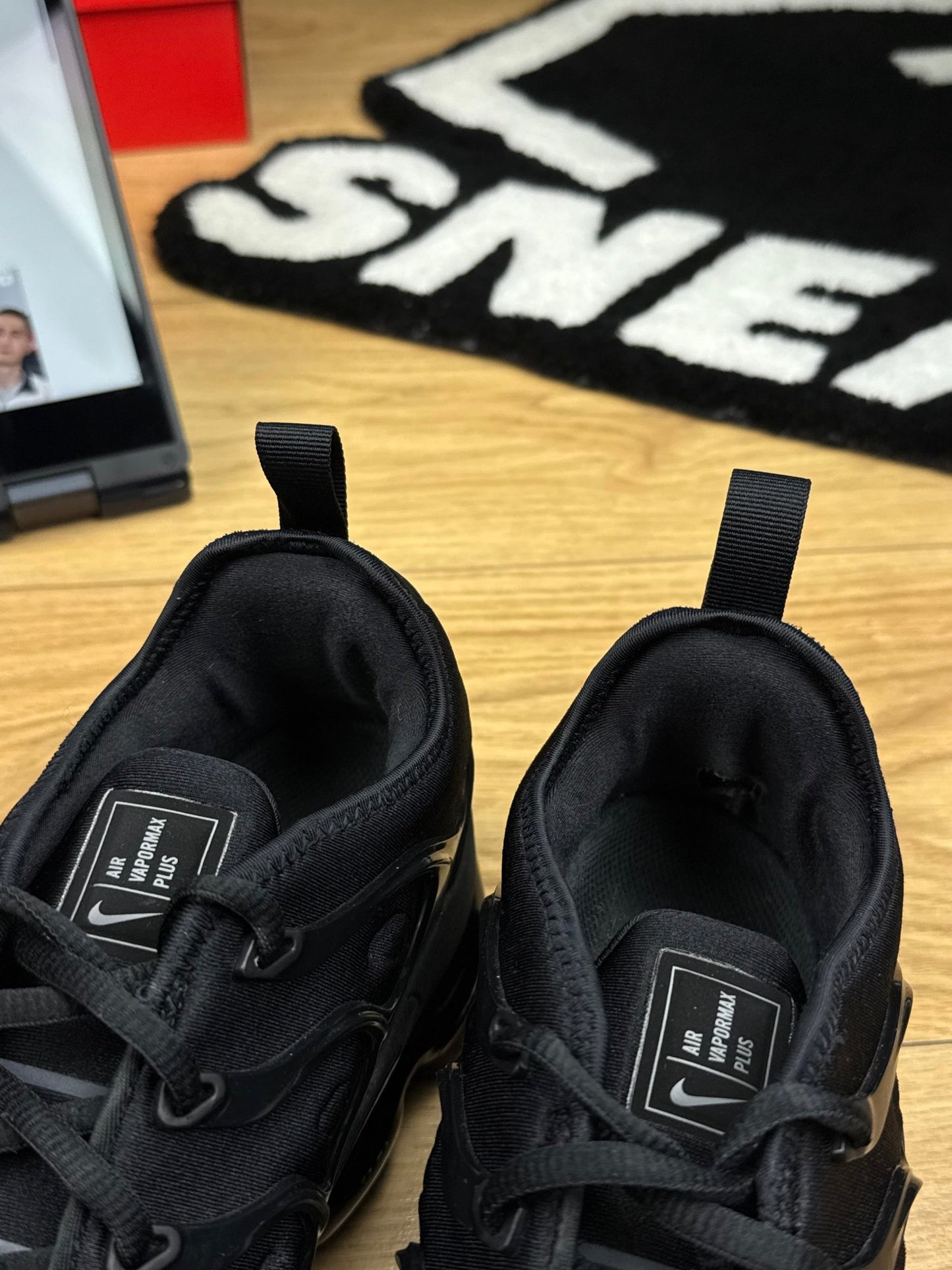 Nike Air Vapormax Plus (45) - sneakilystore