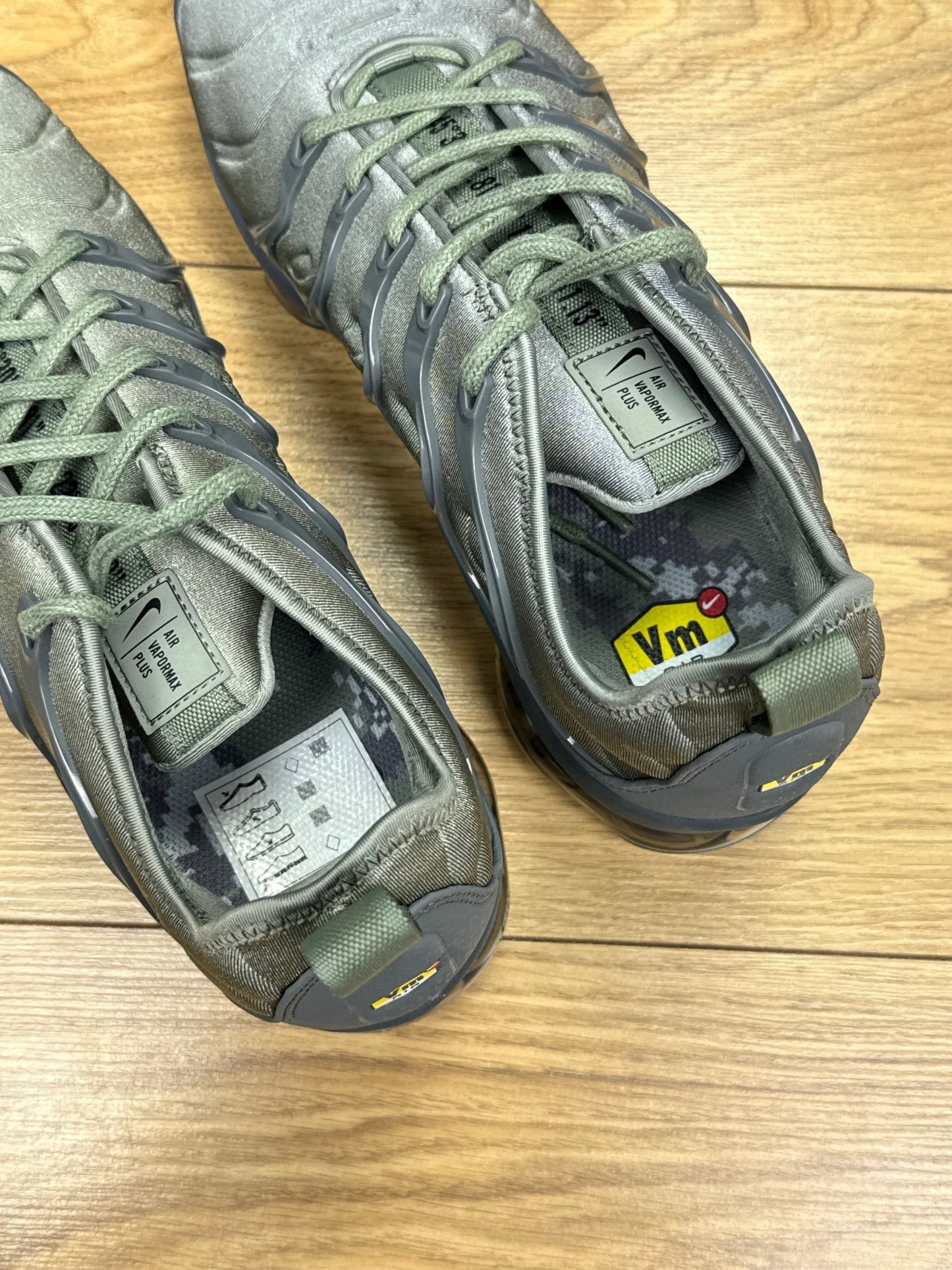 Nike Air Vapormax Plus (44)