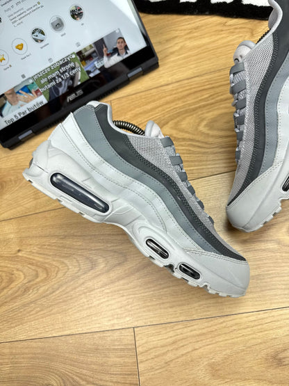 Nike Air Max 95 (43)
