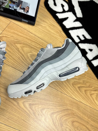 Nike Air Max 95 (43)