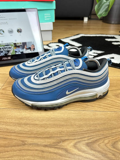 Nike Air Max 97 “Court Blue / Pure Platinum / Wolf Grey / Glacier Blue” Court Blue — buty sportowe męskie w bardzo dobrym stanie rozmiar 41, widok z góry