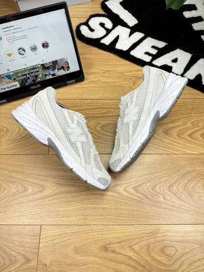 New Balance 740 (44)