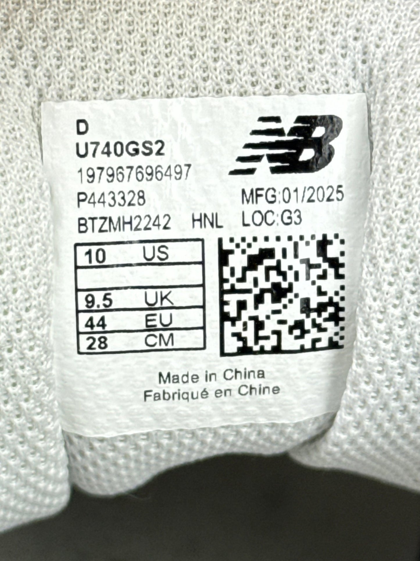 New Balance 740 (44)