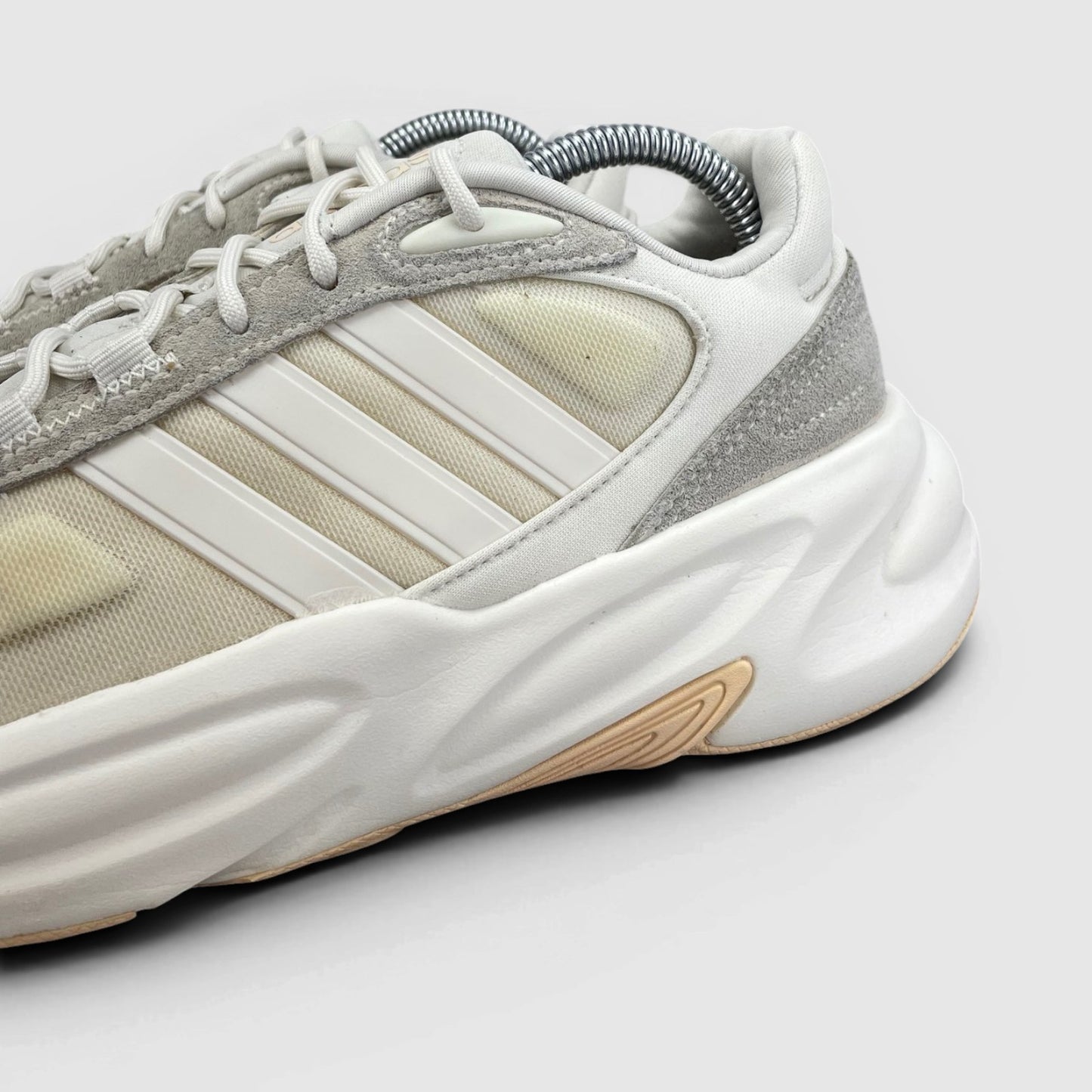 Adidas Ozelle Cloud White — buty sportowe męskie w bardzo dobrym stanie rozmiar 40, opcjonalne zdjęcie 1
