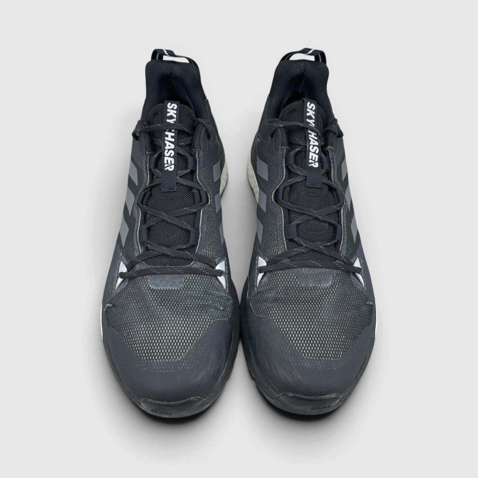 Adidas Terrex Skychaser 2.0 Black Grey — trekkingi męskie w bardzo dobrym stanie rozmiar 46, widok z góry