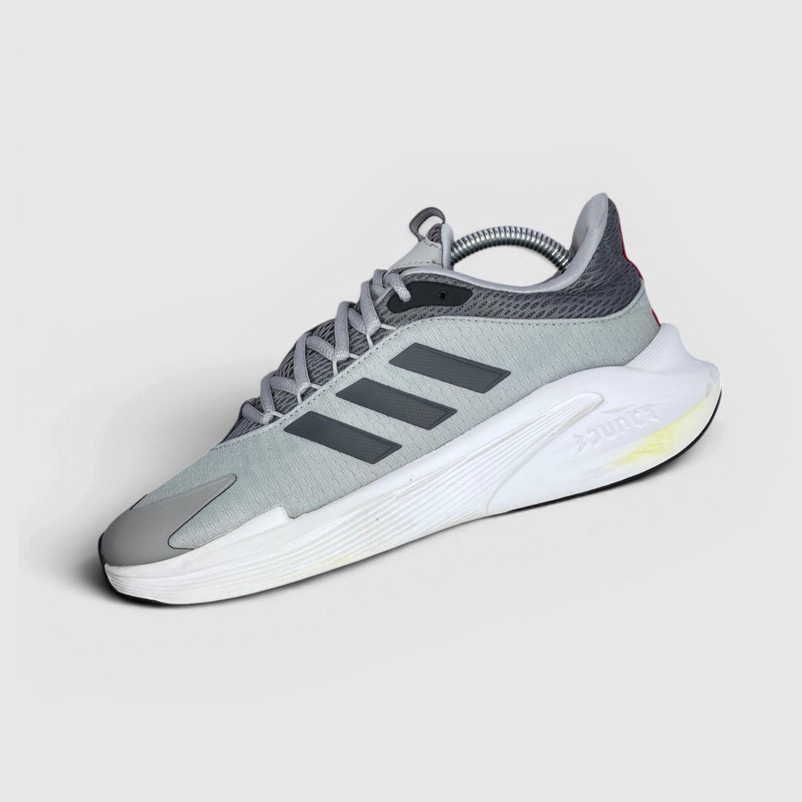 Adidas AlphaEdge + — buty sportowe męskie w bardzo dobrym stanie rozmiar 41 1/3, widok z góry na wewnętrzną stronę butów