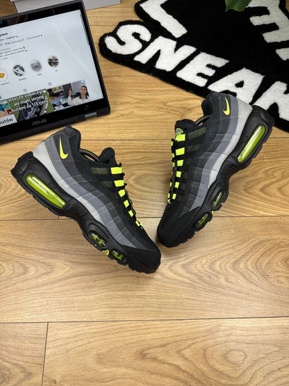 Nike Air Max 95 (44.5)