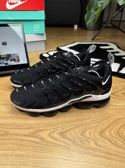 Nike Air Vapormax Plus (44.5)