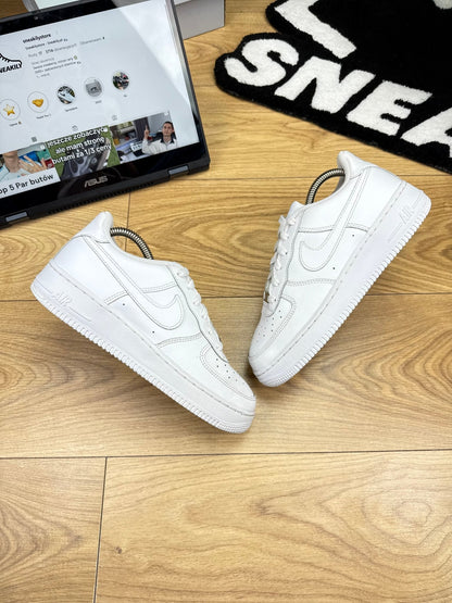 Nike Air Force 1 Low (38.5)