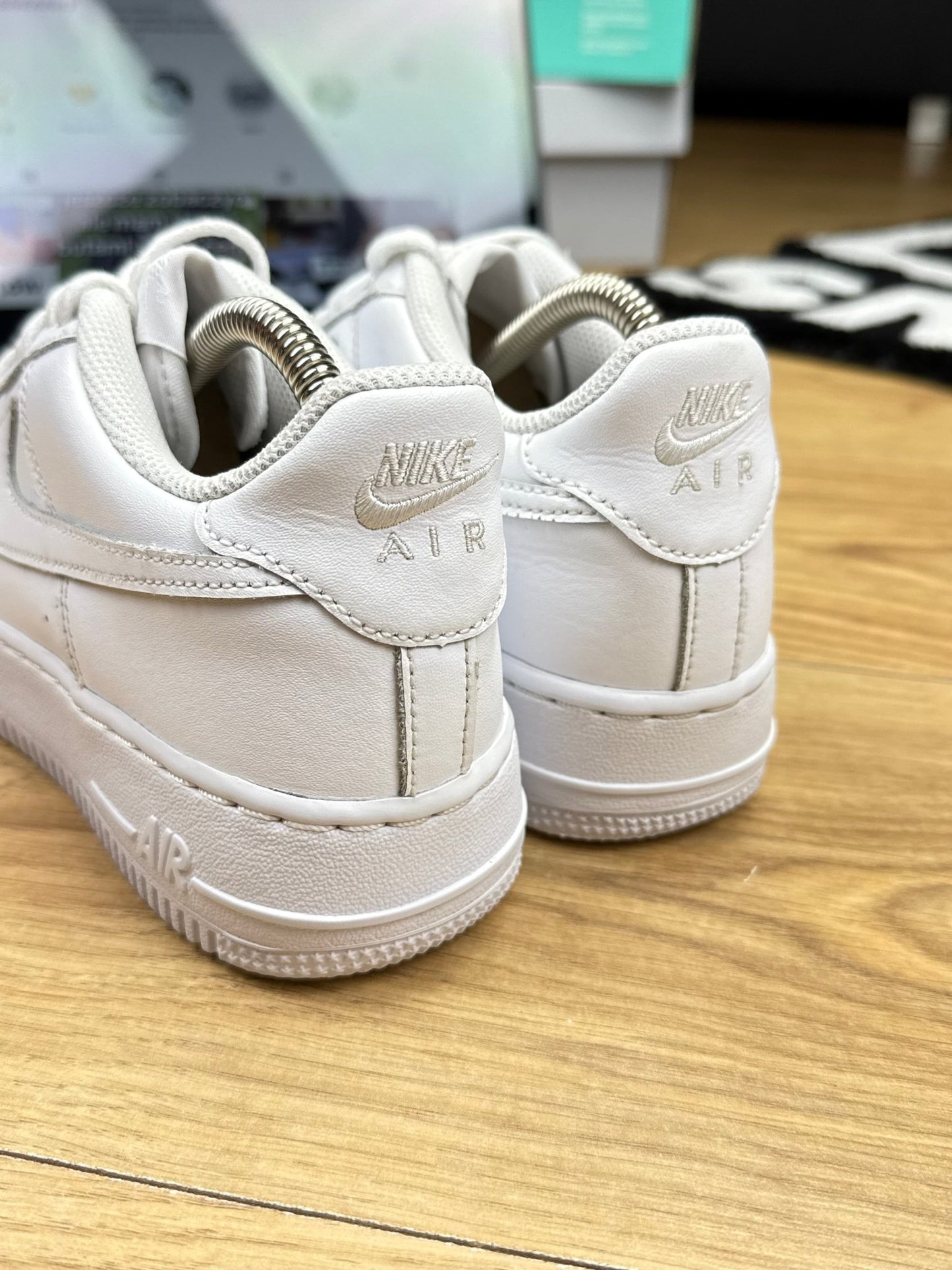 Nike Air Force 1 Low (38.5)