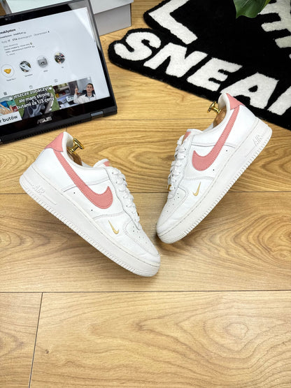 Nike Air Force 1 Low (38.5)