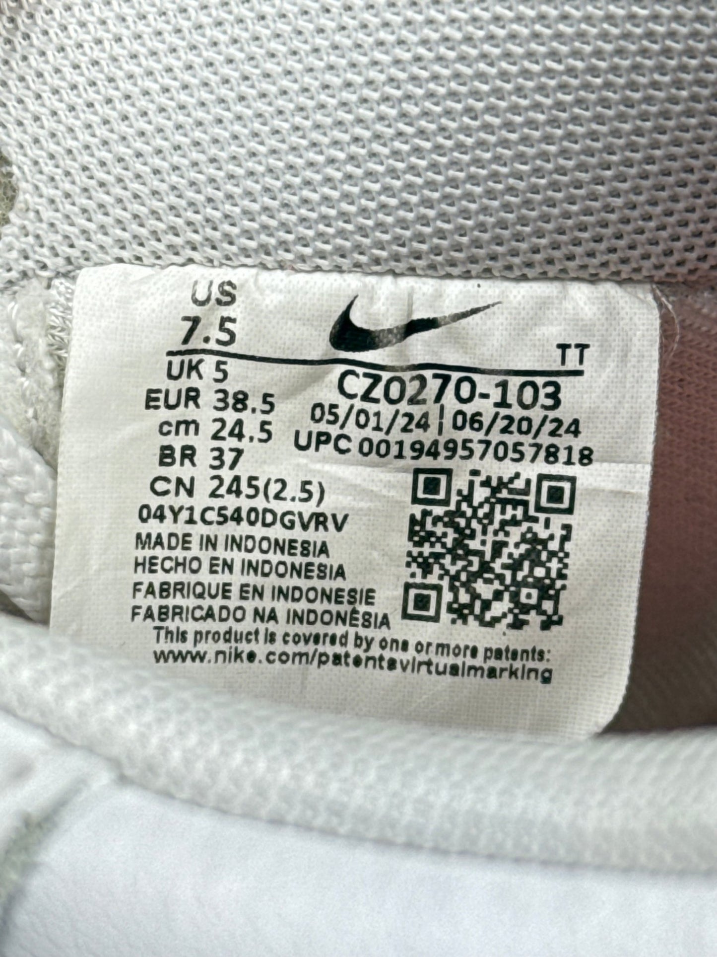 Nike Air Force 1 Low (38.5)