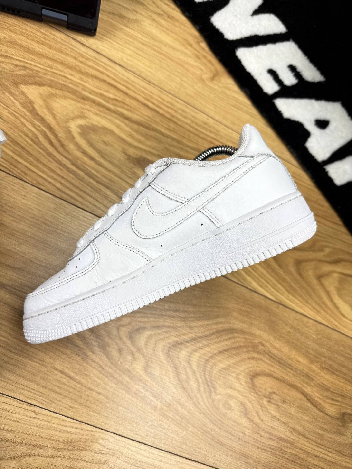 Nike Air Force 1 Low (38.5)