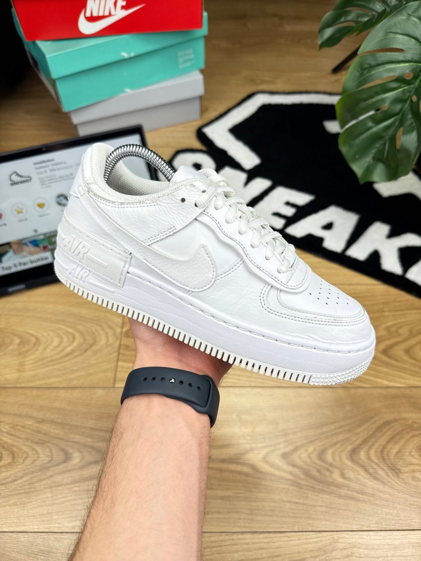 Nike Air Force 1 Low (38.5)