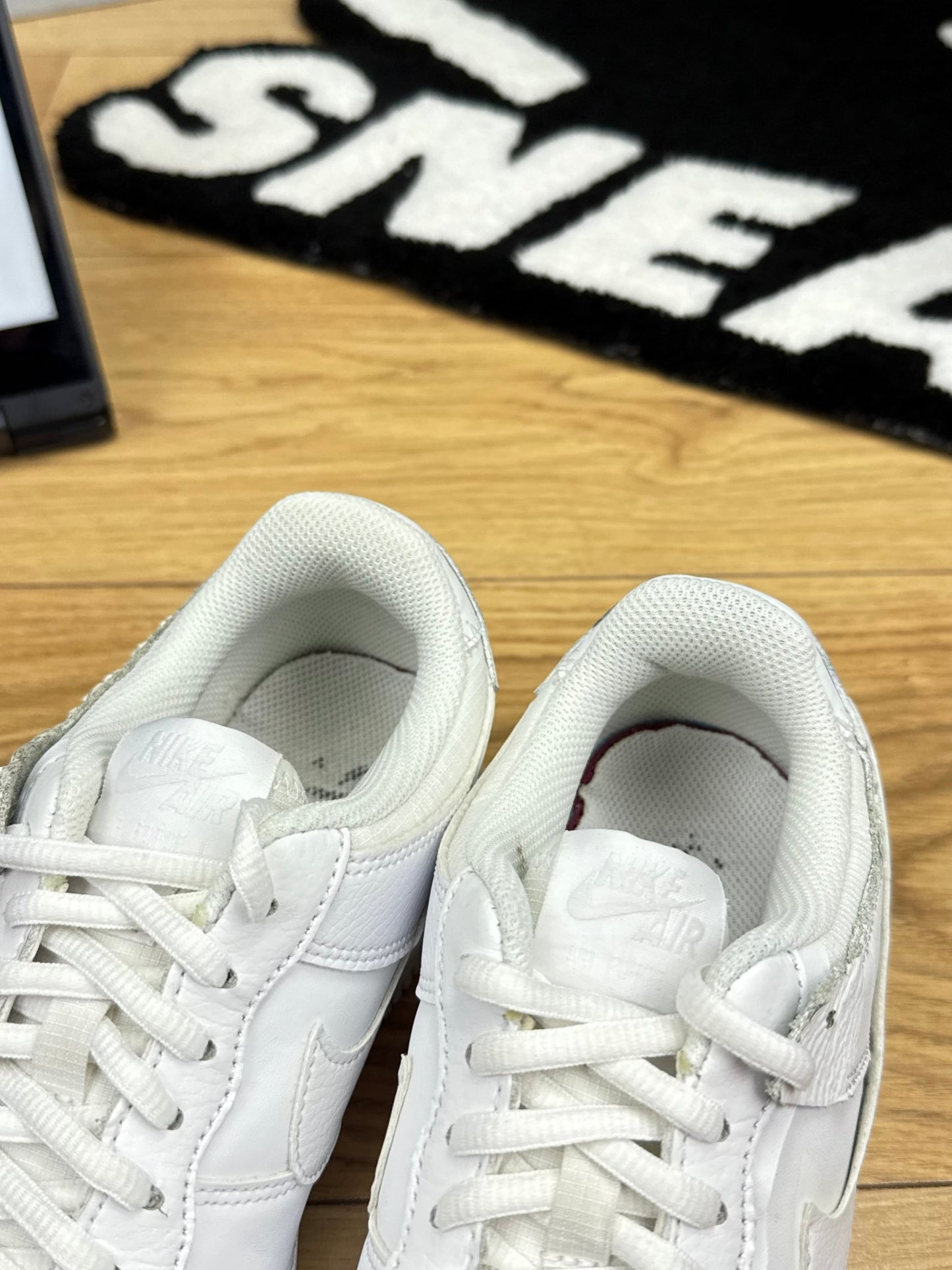 Nike Air Force 1 Low (38.5)