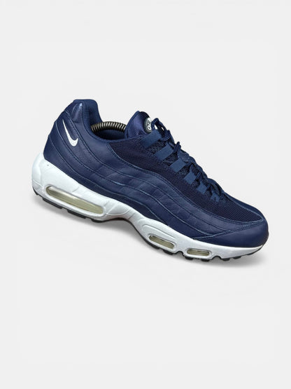 Nike Air Max 95 By You — buty sportowe męskie w bardzo dobrym stanie rozmiar 45.5, widok z boku