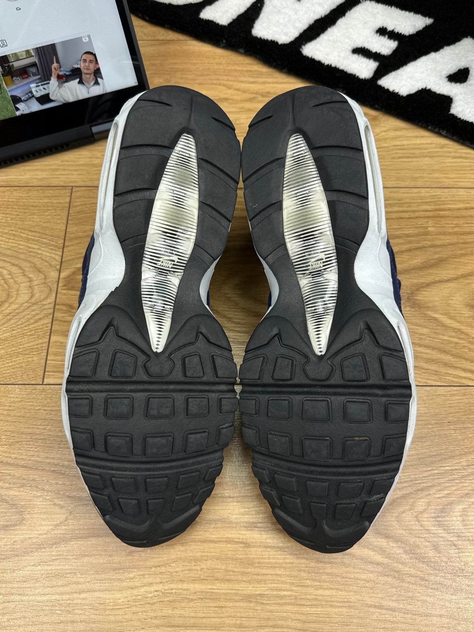 Nike Air Max 95 By You — buty sportowe męskie w bardzo dobrym stanie rozmiar 45.5, zapiętki butów