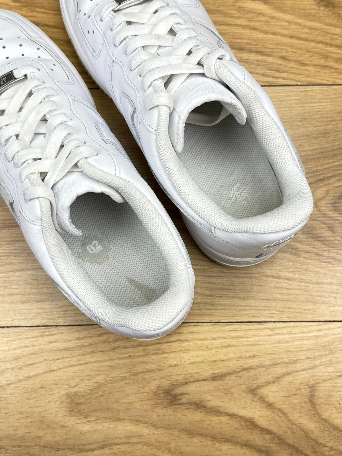 Nike Air Force 1 Low (42)
