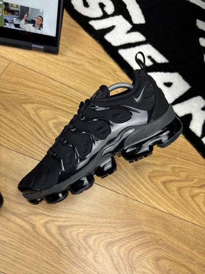 Nike Air Vapormax Plus (44)