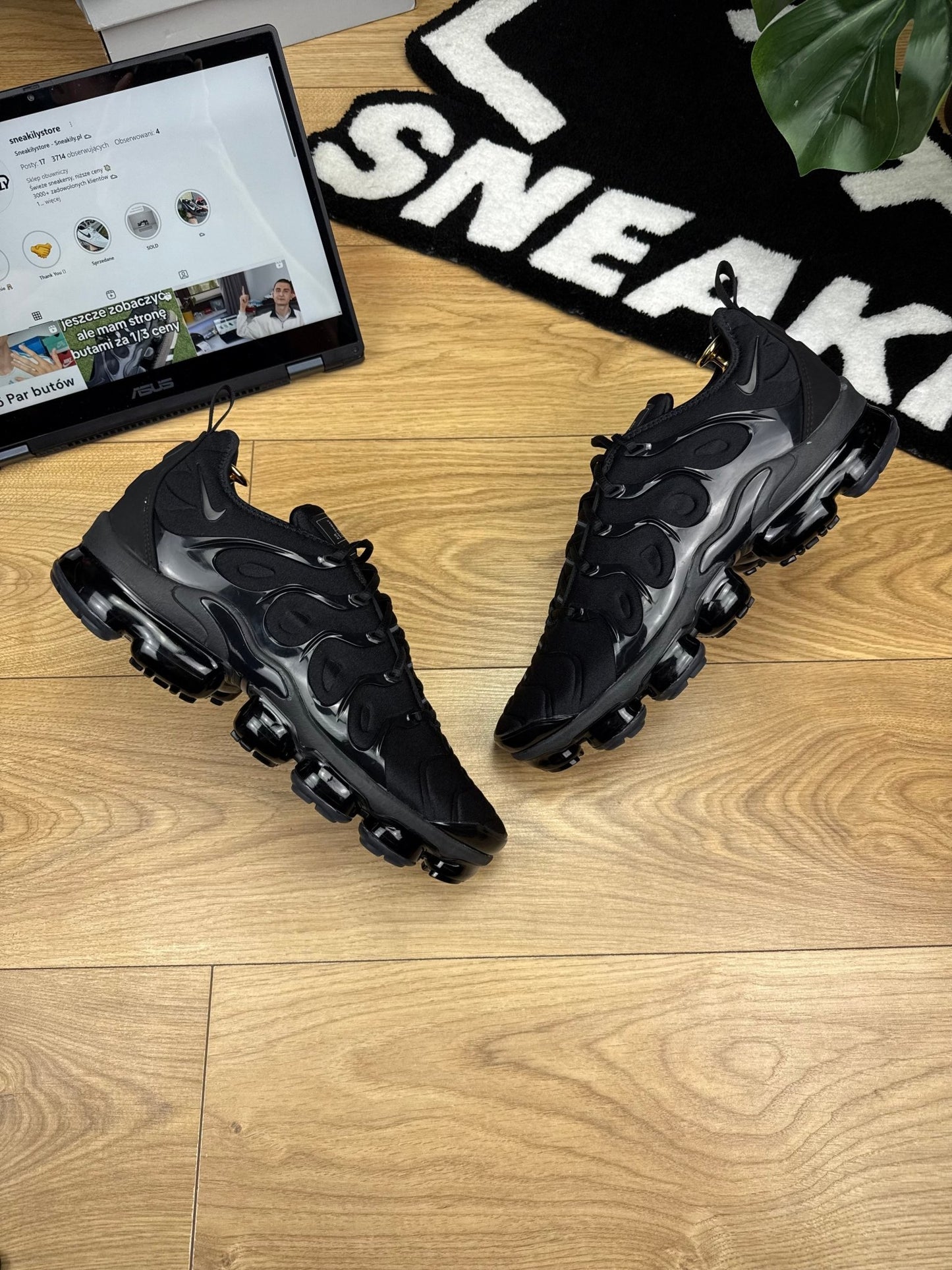 Nike Air Vapormax Plus (45.5)