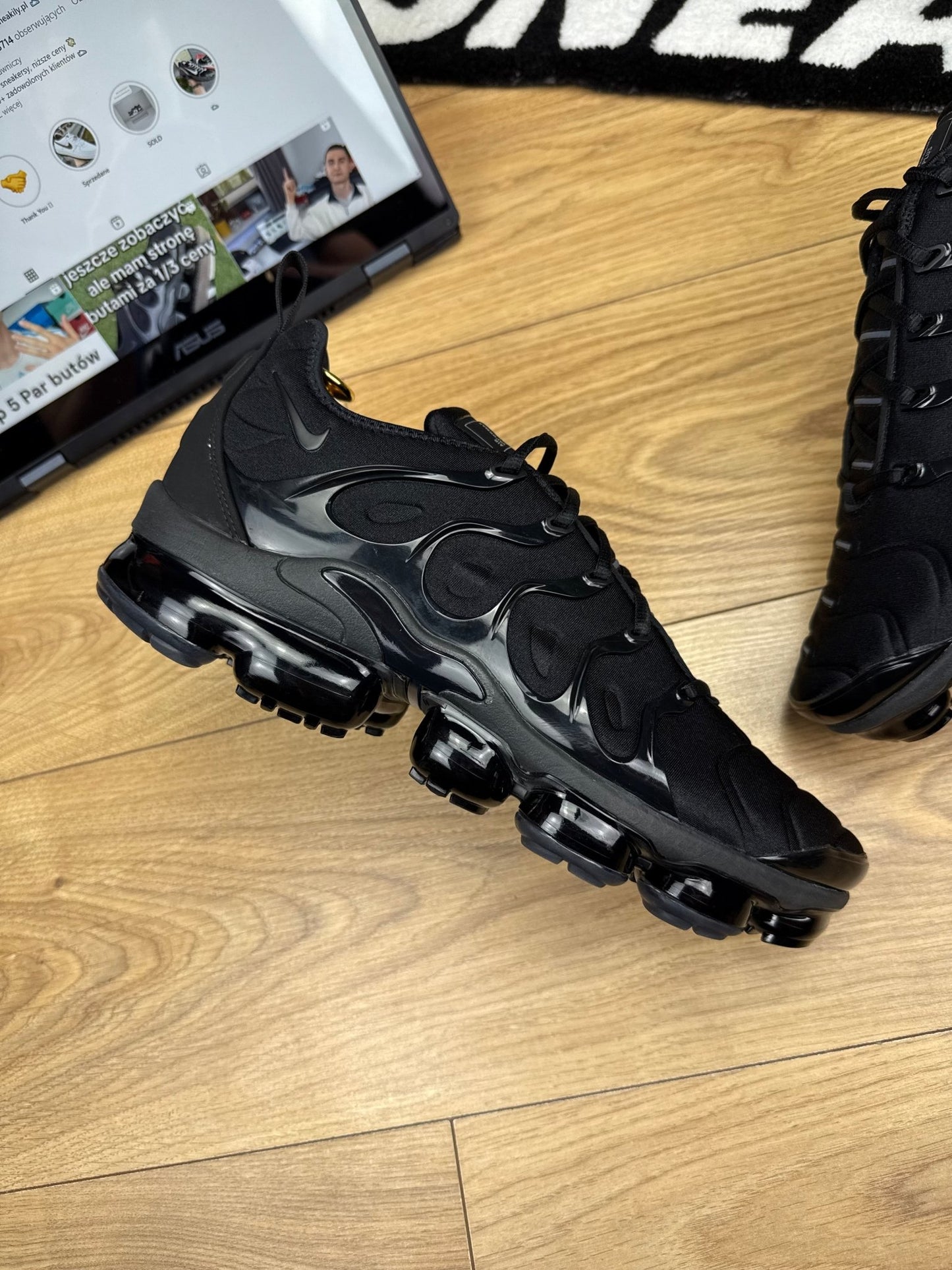 Nike Air Vapormax Plus (45.5)